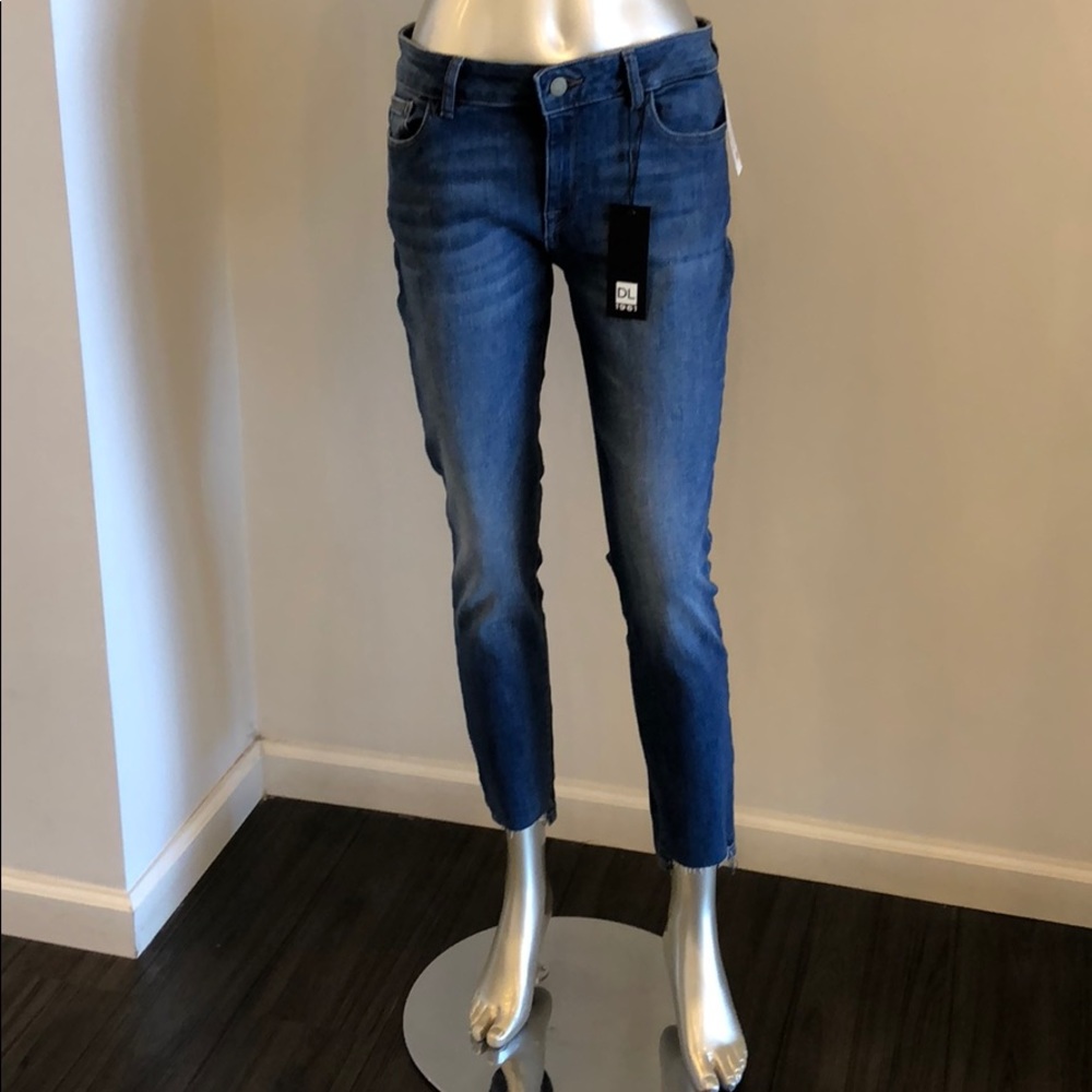 NWT DL1961 JEANS.